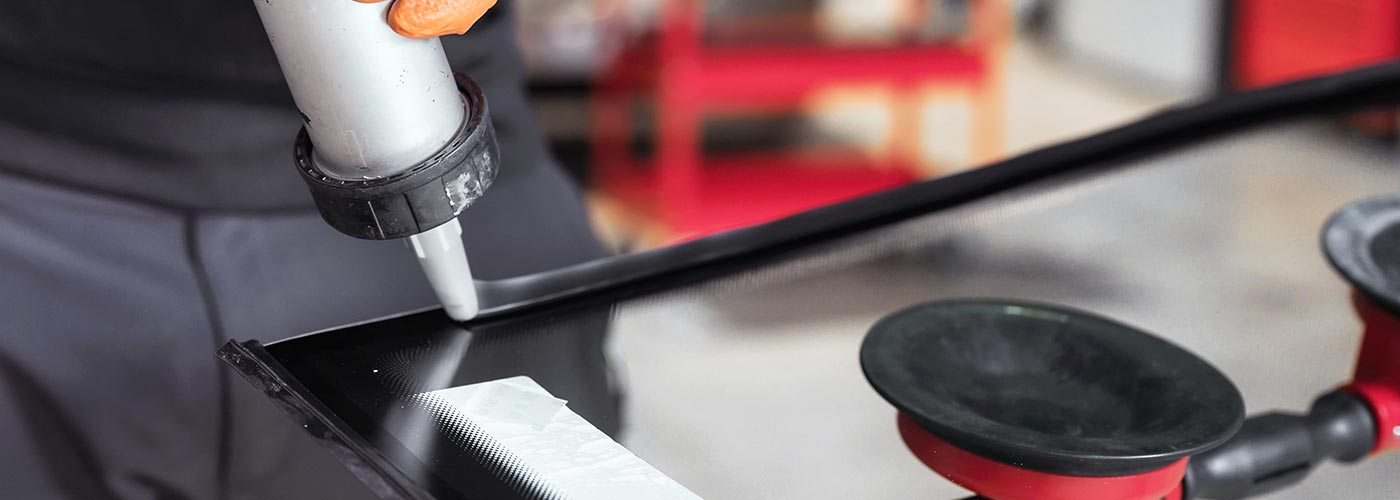 Scheibenaustrennen/Scheibenkleben